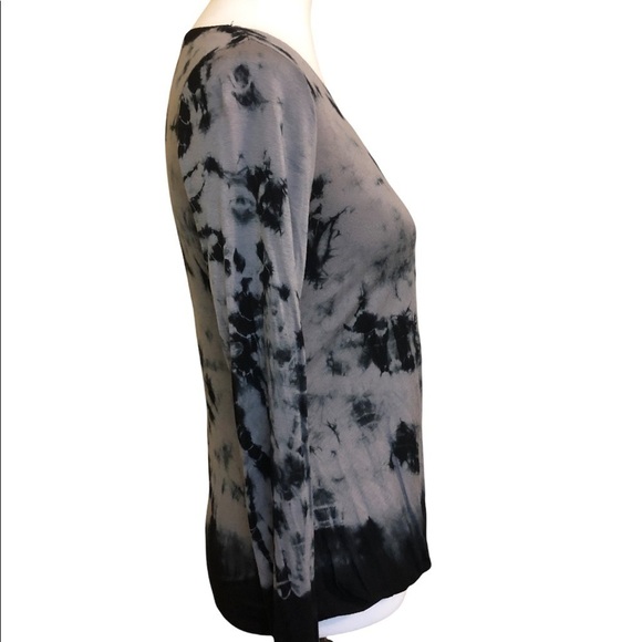 Tie Dye Cross-front Top by Rock & Republic - Picture 5 of 11